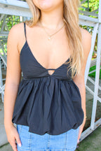 BLACK V-NECK BUBBLE TOP