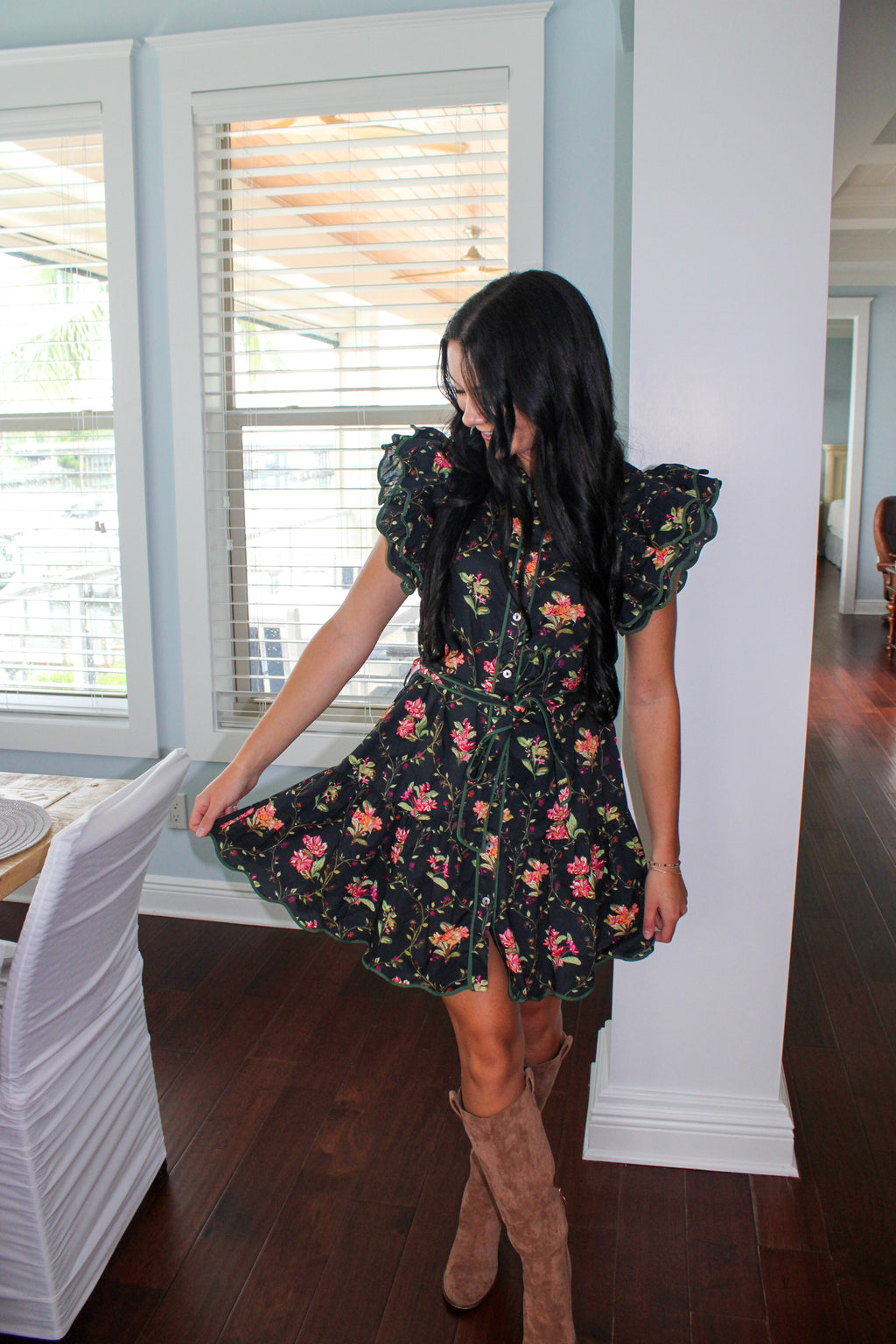 RUFFLE SHORT SLEEVE FLORAL DRESS