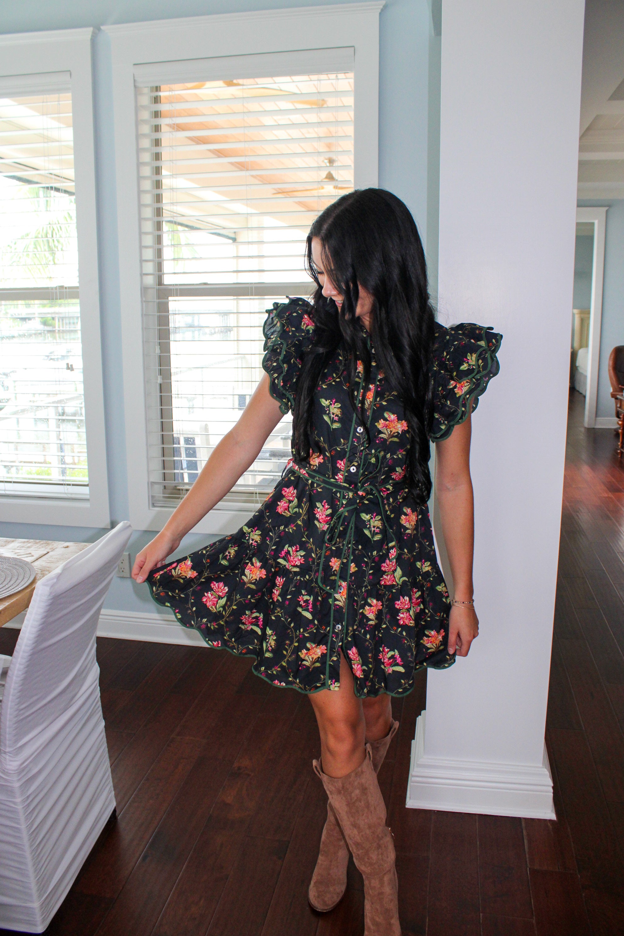 RUFFLE SHORT SLEEVE FLORAL DRESS