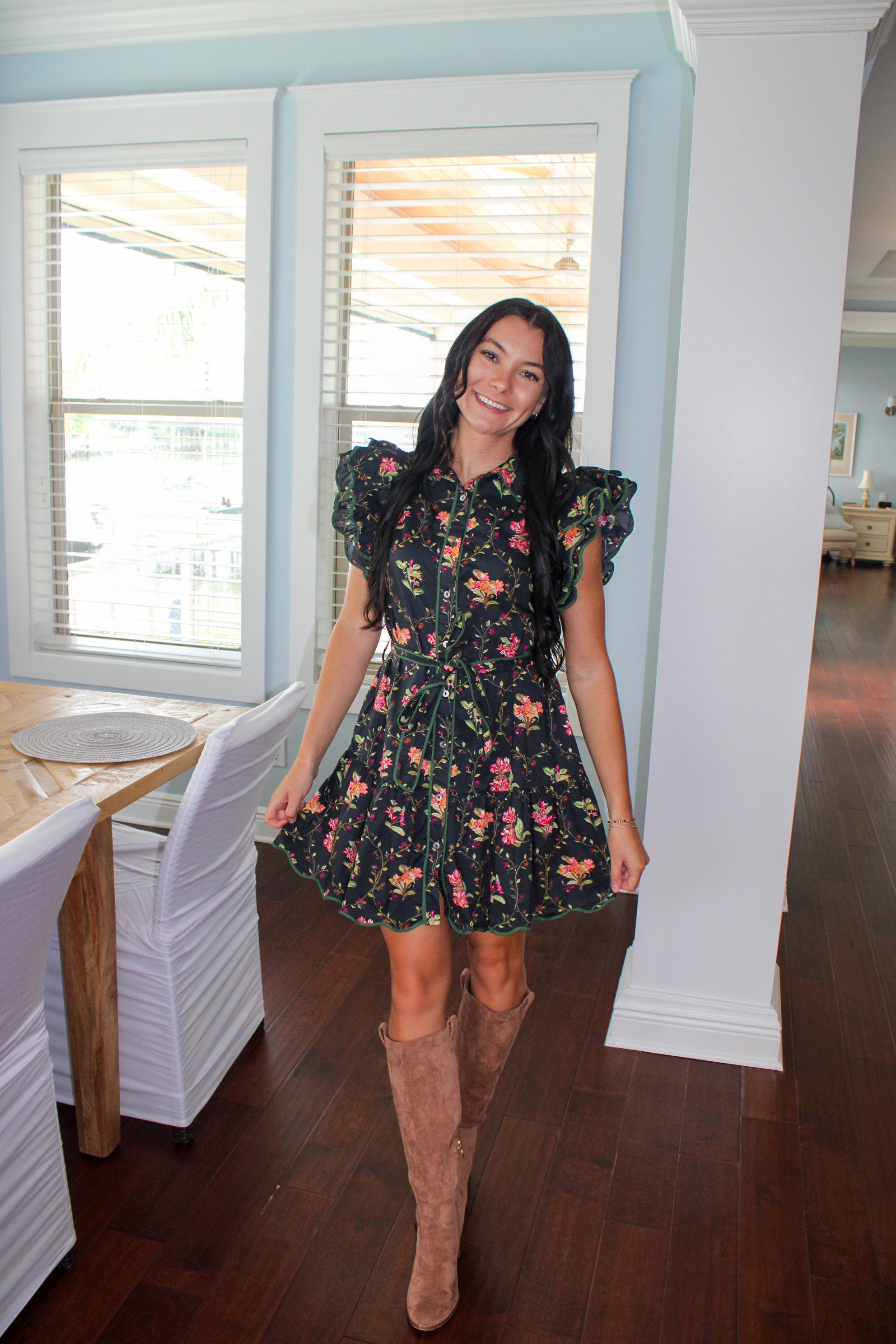 RUFFLE SHORT SLEEVE FLORAL DRESS